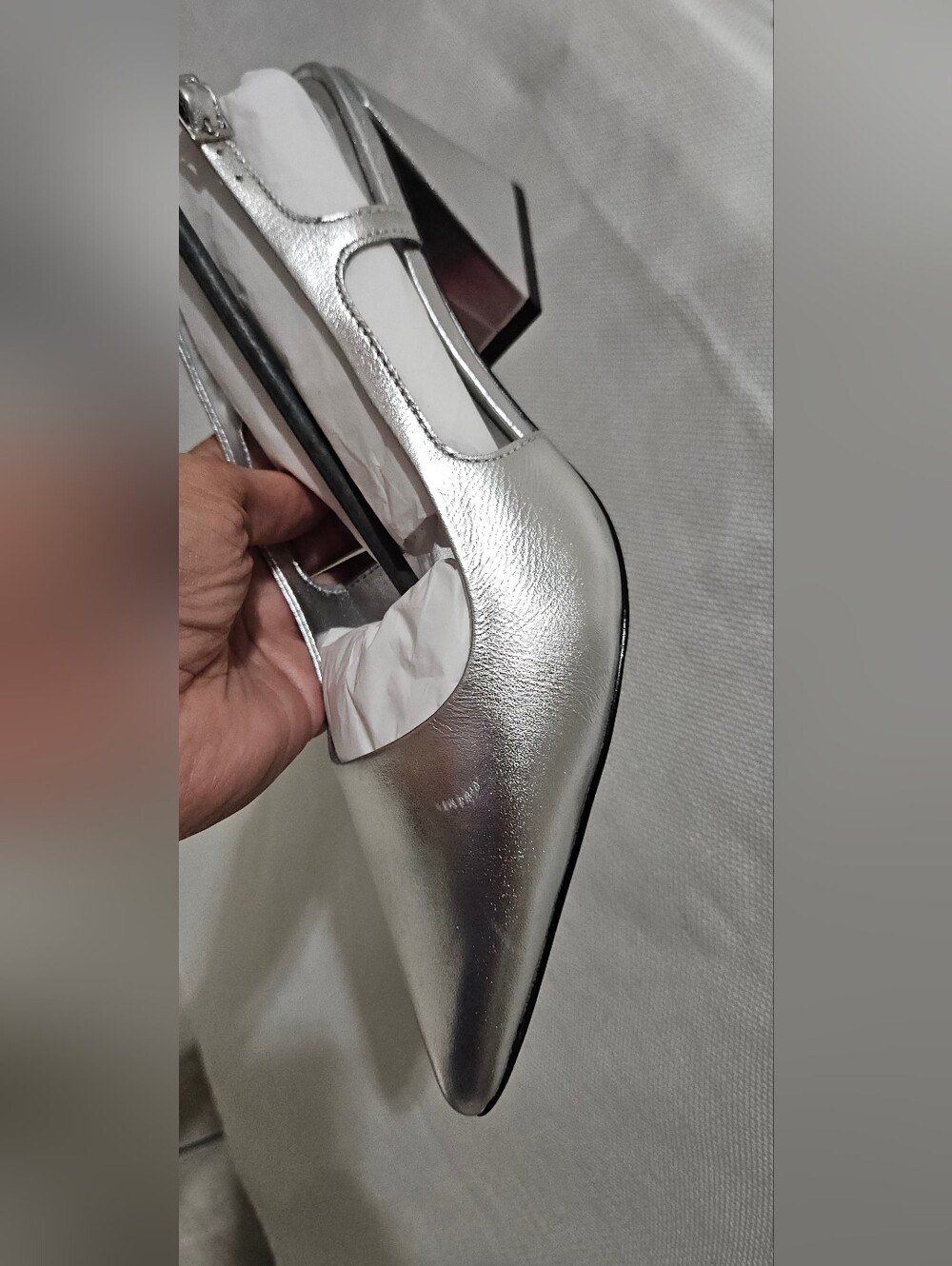 Vince Camuto Sindree Pump Silver Slingback Sz 8 - Picture 9 of 13